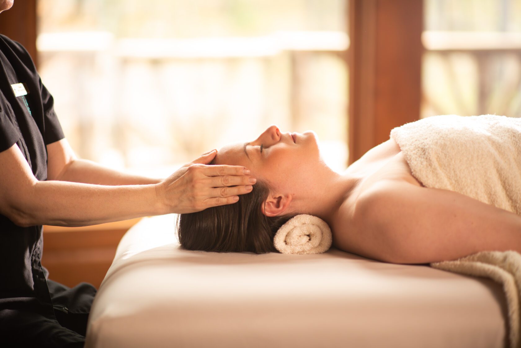 Ladies Body Massage: A Luxurious and Relaxing Experience - Reconnect Day Spa