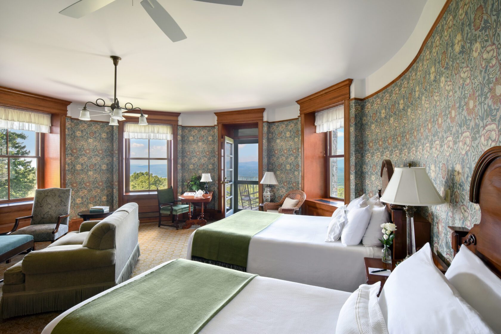 KHaydenMohonk471VMTH Victorian Tower Room – Mountainside Tower